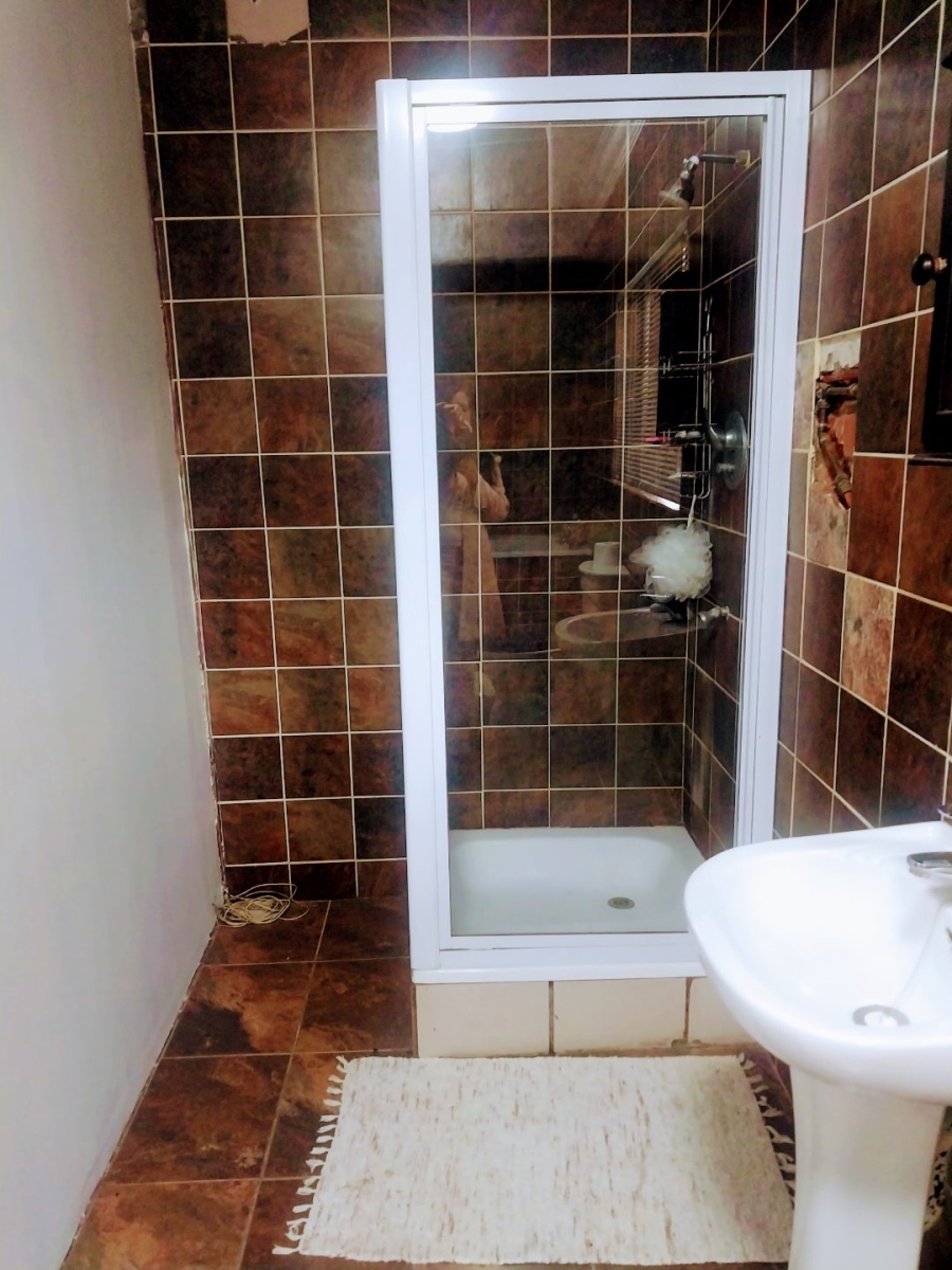 8 Bedroom Property for Sale in Roodewal Free State